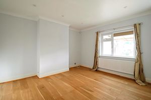 Living Room- click for photo gallery